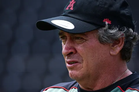 Machillo Ramírez ierde a una figura.