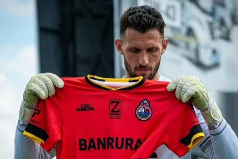 Washington Ortega fue buscado por Municipal.