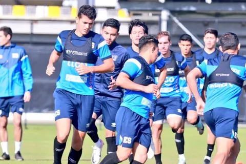 El Salvador comenzará su microciclo el 15 de abril. (Foto: La Selecta)