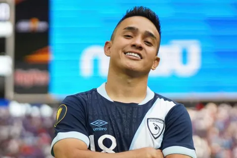 Concacaf lo confirmó: Oscar Santis recibe el mensaje que nadie esperaba en Guatemala tras pasar a las semifinales de la Copa Oro