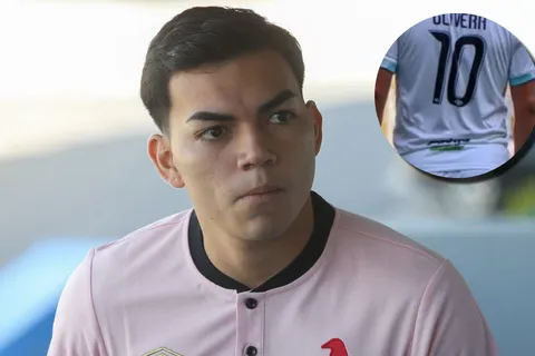 El Mago Olivera se refirió a la dorsal que usará Leonardo Menjívar. (Foto: Alianza)
