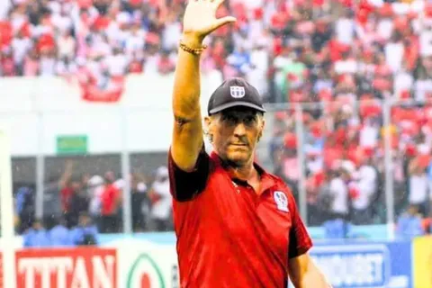 Pedro Troglio luego de vencer a Real España: “Es lindo ganar por goleada”