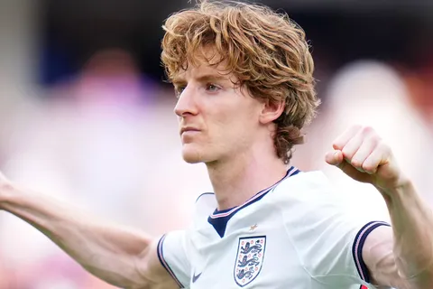 ¿Quién es Anthony Gordon, el extremo de Inglaterra que le sacó el puesto a Marcus Rashford en el Mundial 2026? Dónde juega, edad y carrera