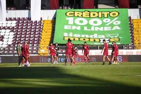 Saprissa cerca de cerrar las llegadas de dos legionarios con presente y pasado en la sele