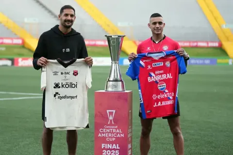 Alajuelense y Xelajú definirán al campeón. (Concacaf)