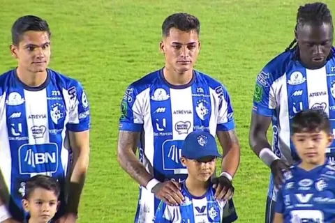 Saprissa no lo pudo tener: figura de Cartaginés se va a Europa