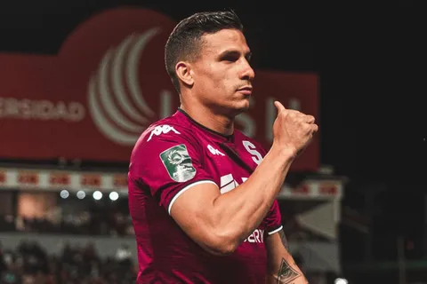 luis paradela-en saprissa
