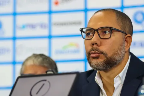 "A la brevedad": Yamil Bukele ordena una revisión para solucionar problemas en el futbol de El Salvador