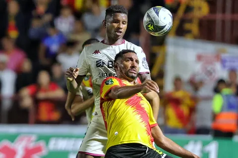 Saprissa y Herediano definen al nuevo campeón