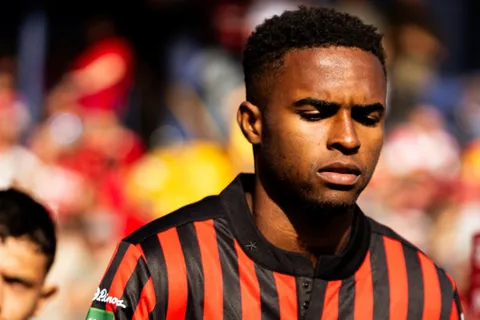 Keynel Michel recibe una gran noticia.