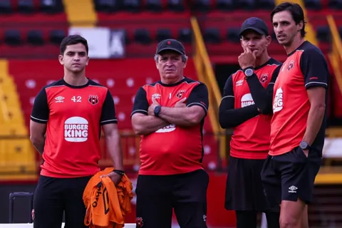 Machillo lo borró y ahora no quiere volver.