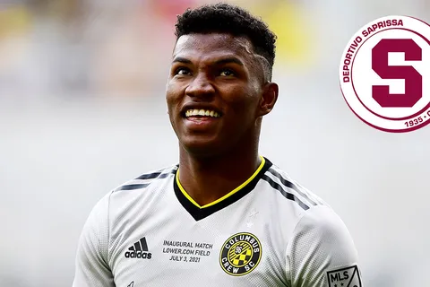 Luis Díaz fichó por el Deportivo Saprissa: qué número usará y por cuánto tiempo firmó
