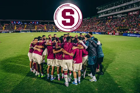 "Le va a buscar una salida": figura de Saprissa recibe la sentencia sobre su futuro que no pasa desapercibida en Costa Rica