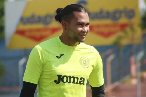“El Gullit” Peña podrá debutar con FAS