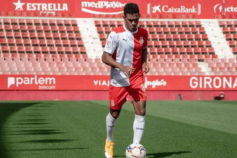 Yoel Barcenas cambia de equipo en España