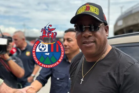 Hernán Medford ya lo sabe: Municipal sufre por la noticia que lo perjudica para el crucial partido con Herediano