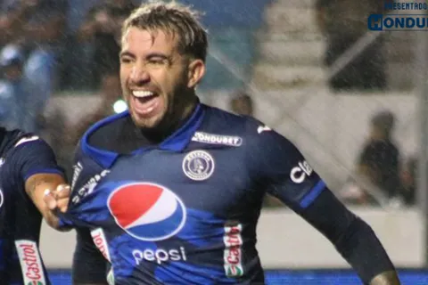 Motagua se puso en ventaja en las semifinales ante Marathón