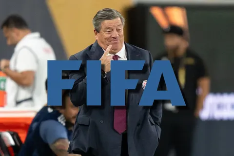 Miguel Herrera contra las cuerdas por FIFA. (Foto: Getty Images)