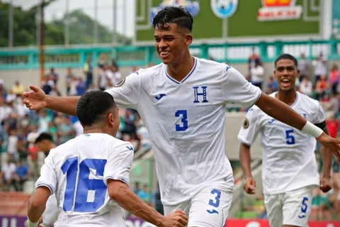 Futbolista de la Selección Sub-20 de Honduras se marcha a Estados Unidos