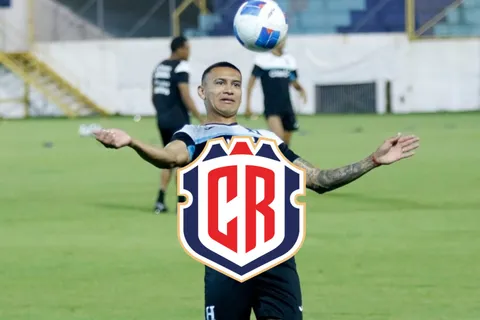 "En Real Madrid o PSG": Kervin Arriaga recibe duro revés desde Costa Rica antes de jugarse el pase al Mundial 2026 con Honduras