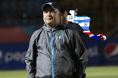 "Sería un orgullo": Willy Olivera sorprende al postularse para una Selección de Centroamérica