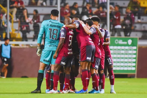 Con los días contados: Saprissa está cerca de sumar su primera baja para el 2025