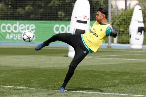 Keylor Navas fue ovacionado en un entrenamiento merengue