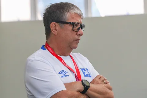 Bolillo Gómez
