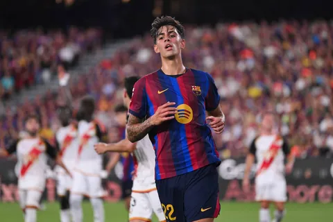 LaLiga destaca el salto de Cubarsí, Bernal y Yamal de LaLiga Futures al primer equipo del Barcelona