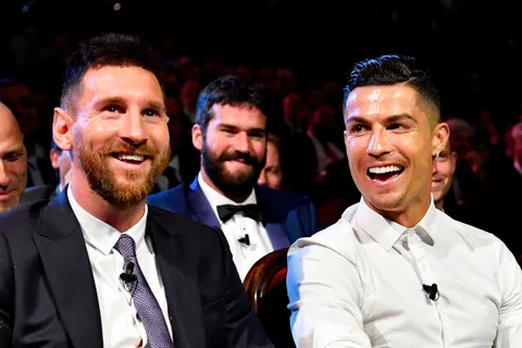 Autoridades de El Salvador buscan que Cristiano Ronaldo también llegue al país