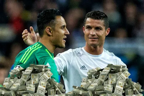 Mientras Cristiano Ronaldo acumula una fortuna de 1.92 billones, esto ganó Keylor Navas en toda su carrera