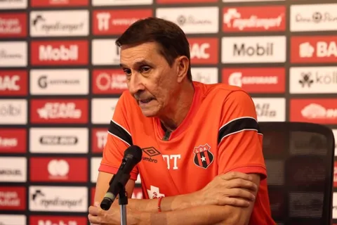 Guimaraes no lo aprovechó en Alajuelense y ahora se destaca en Europa