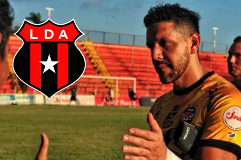 Mensaje contundente: Leo Moreira expone a Guimaraes en su peor momento en Alajuelense