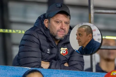 Jafet Soto le responde a Erick Lonnis. (Foto: La Nación)