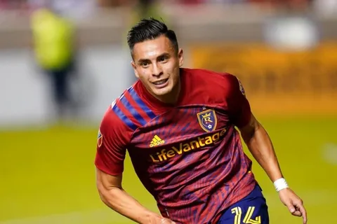 Rubio Rubin se clasificó a los playoffs de la MLS con el Real Salt Lake