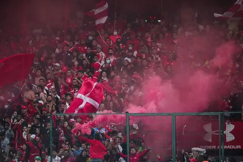 Aficionados del Toluca denunciaron agresiones y robos por ultras del Saprissa