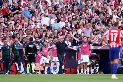 Atlético responde a Mourinho tras el derbi con un video: “Stop acoso arbitral ya”