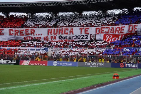 ¡Panamá tendrá público ante El Salvador en el Rommel Fernández!