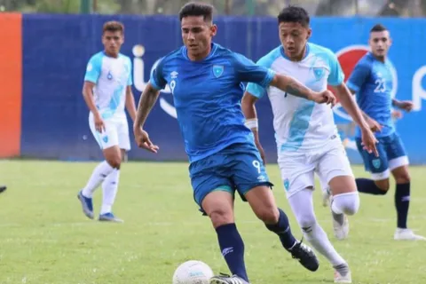 Luis Fernando Tena debuta con goleada en la Selección de Guatemala