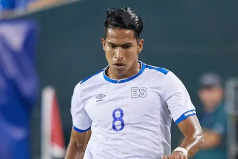 Dennis Pineda será baja para la Selección de El Salvador