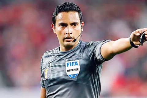 Copa Oro: Árbitro hondureño pitará la final de Panamá vs México