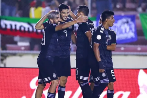 Panamá pierde 3-0 contra México y queda fuera del hexagonal final