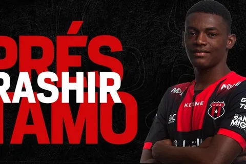 Alajuelense cede a préstamo a Rashir Parkins