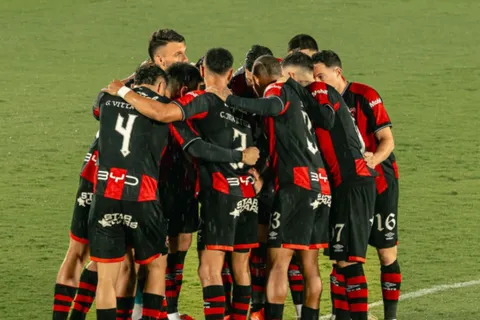 Fue suplente en el debut de Alajuelense y confirmó la oferta que Machillo Ramírez nunca mencionó: "Lo que uno quiere es jugar"