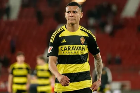 Real Zaragoza tomará la decisión más importante con respecto al futuro de Kervin Arriaga