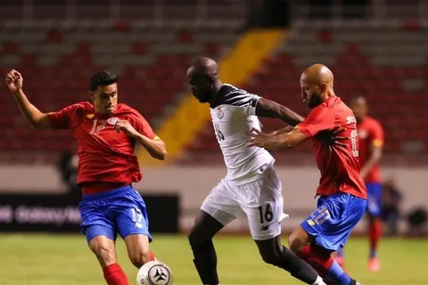 Panamá vence a Costa Rica por 1 a 0 con un gol sobre el final