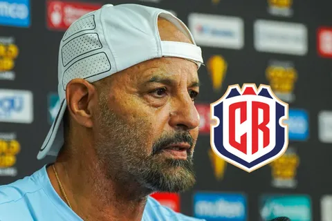 seleccion de nicaragua-fantasma figueroa en conferencia