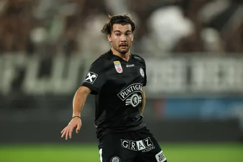 Philipp Kaufmann, director de scouting del Sturm Graz, habría asistido a la semifinal entre Alajuelense y Motagua