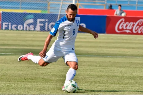 Alfredo Mejía se marcha al fútbol de España