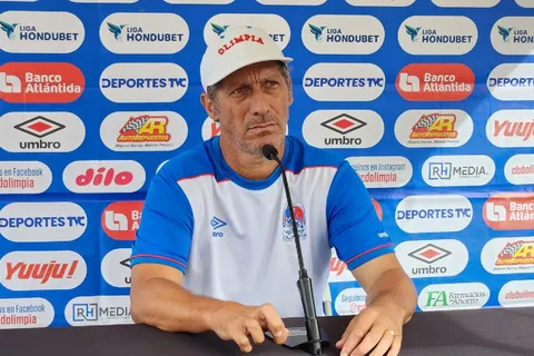 Pedro Troglio suma un nuevo revés en Olimpia tras perder con Real España